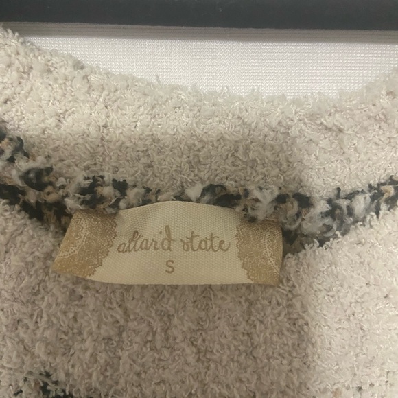 Altar'd State EUC animal leopard print distressed crew neck sweater size S - Picture 4 of 4